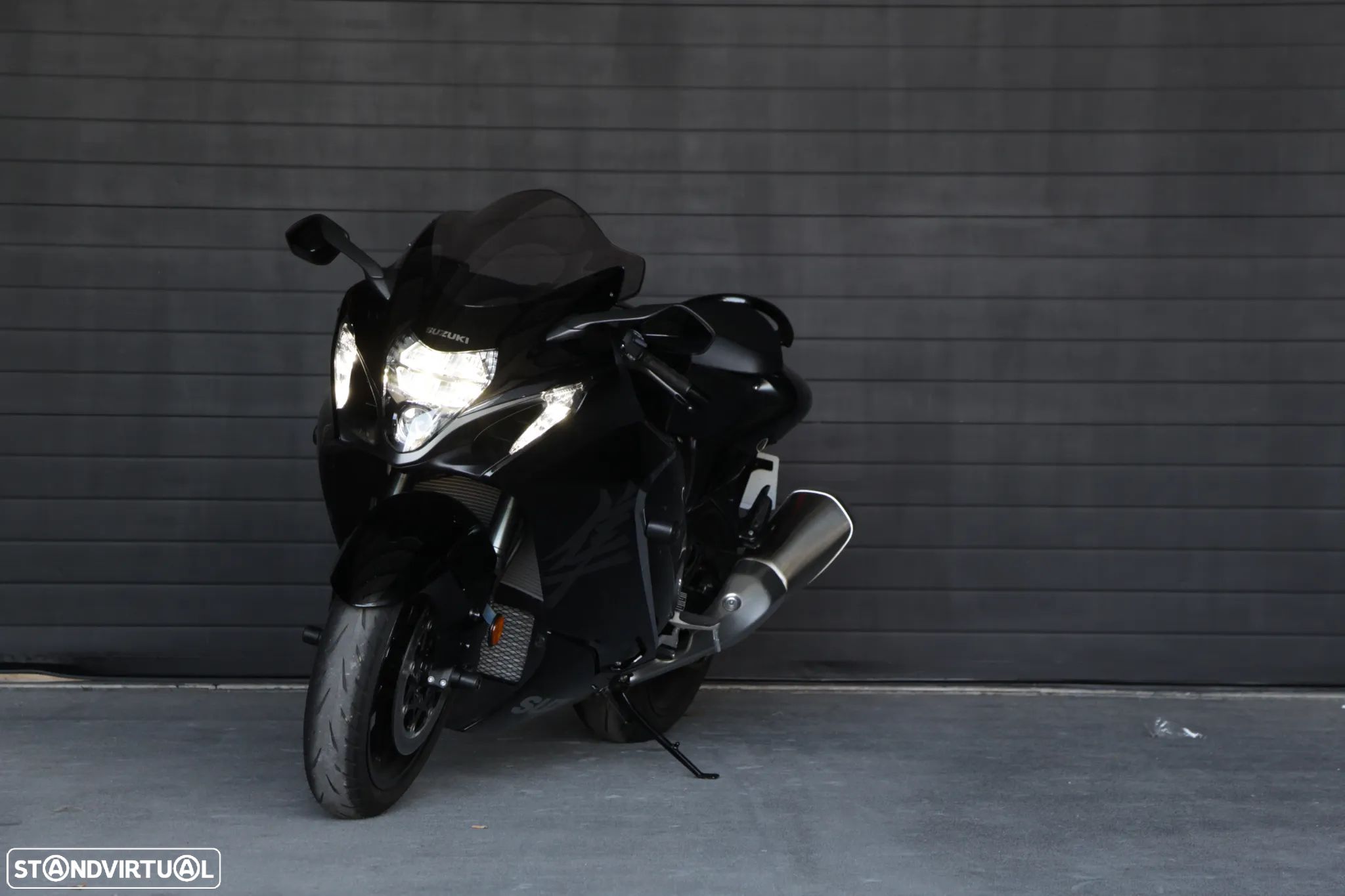 Suzuki GSX Hayabusa - 1