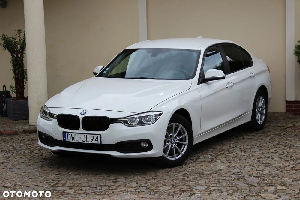 BMW Seria 3 316d Edition Luxury Line Purity - 9