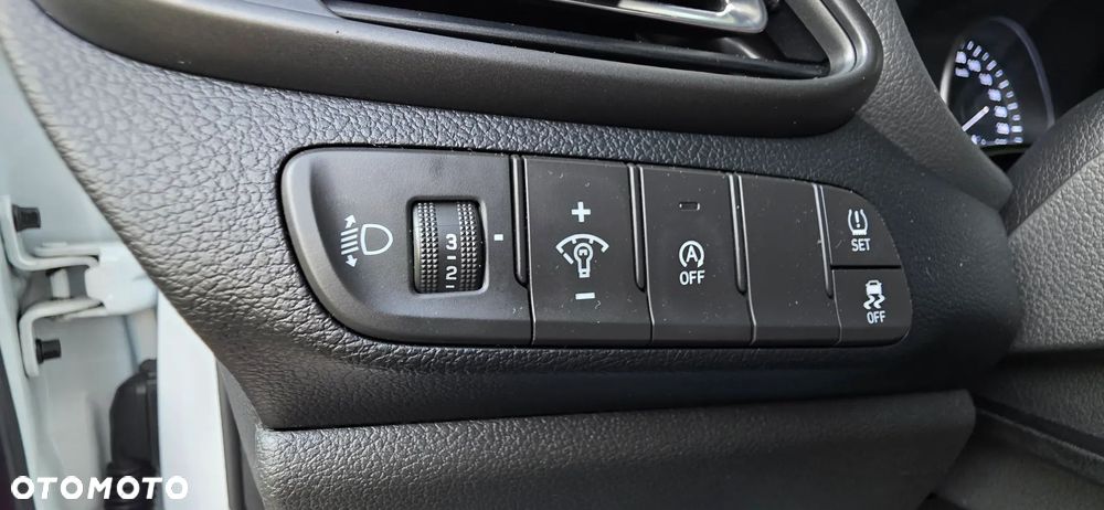Hyundai i30 1.5 T-GDI 48V-Hybrid DCT EDITION 30+ - 32
