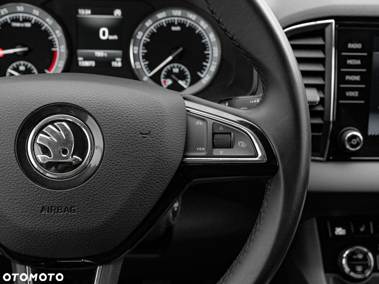 Skoda Karoq 1.6 TDI 4x2 Ambition - 17
