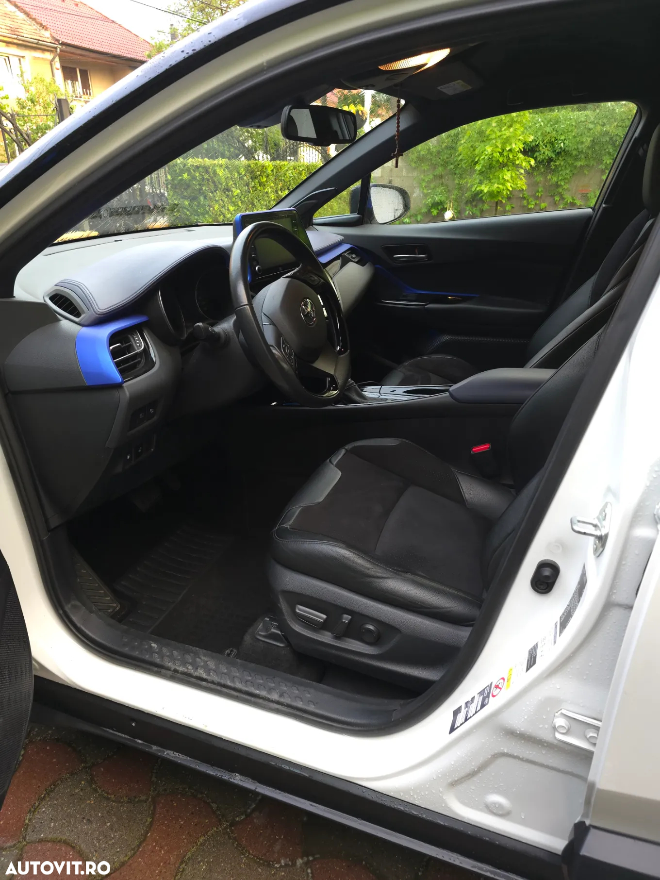 Toyota C-HR - 5