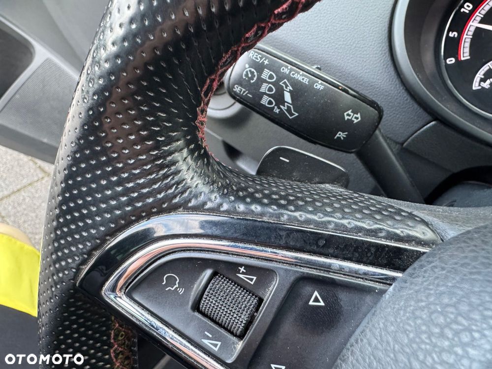 Skoda Octavia 2.0 TDI 4x4 DSG RS - 27