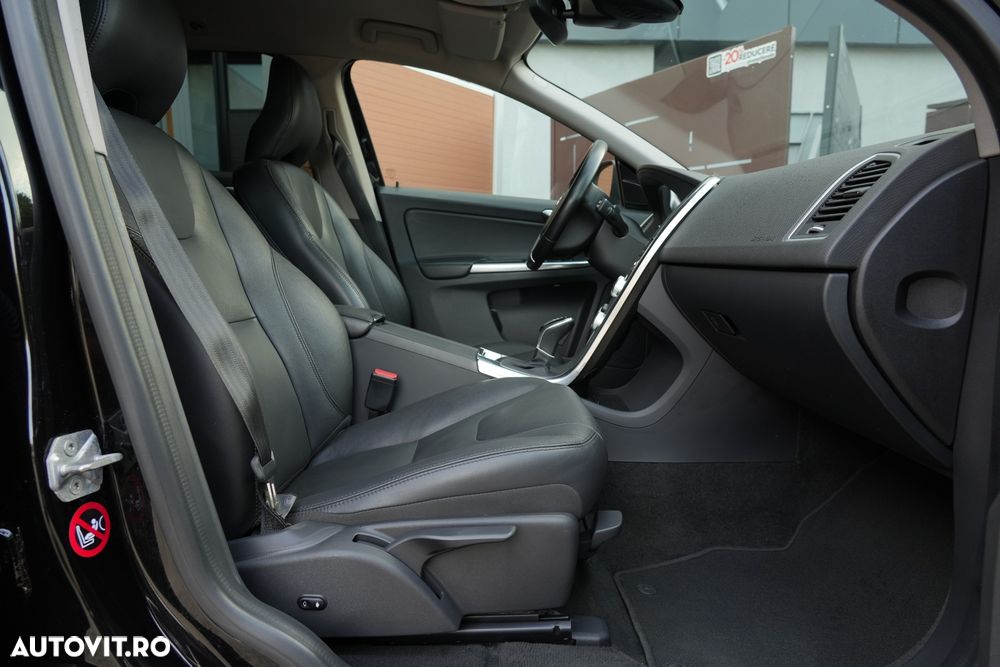 Volvo XC 60 D4 Geartronic Summum - 14