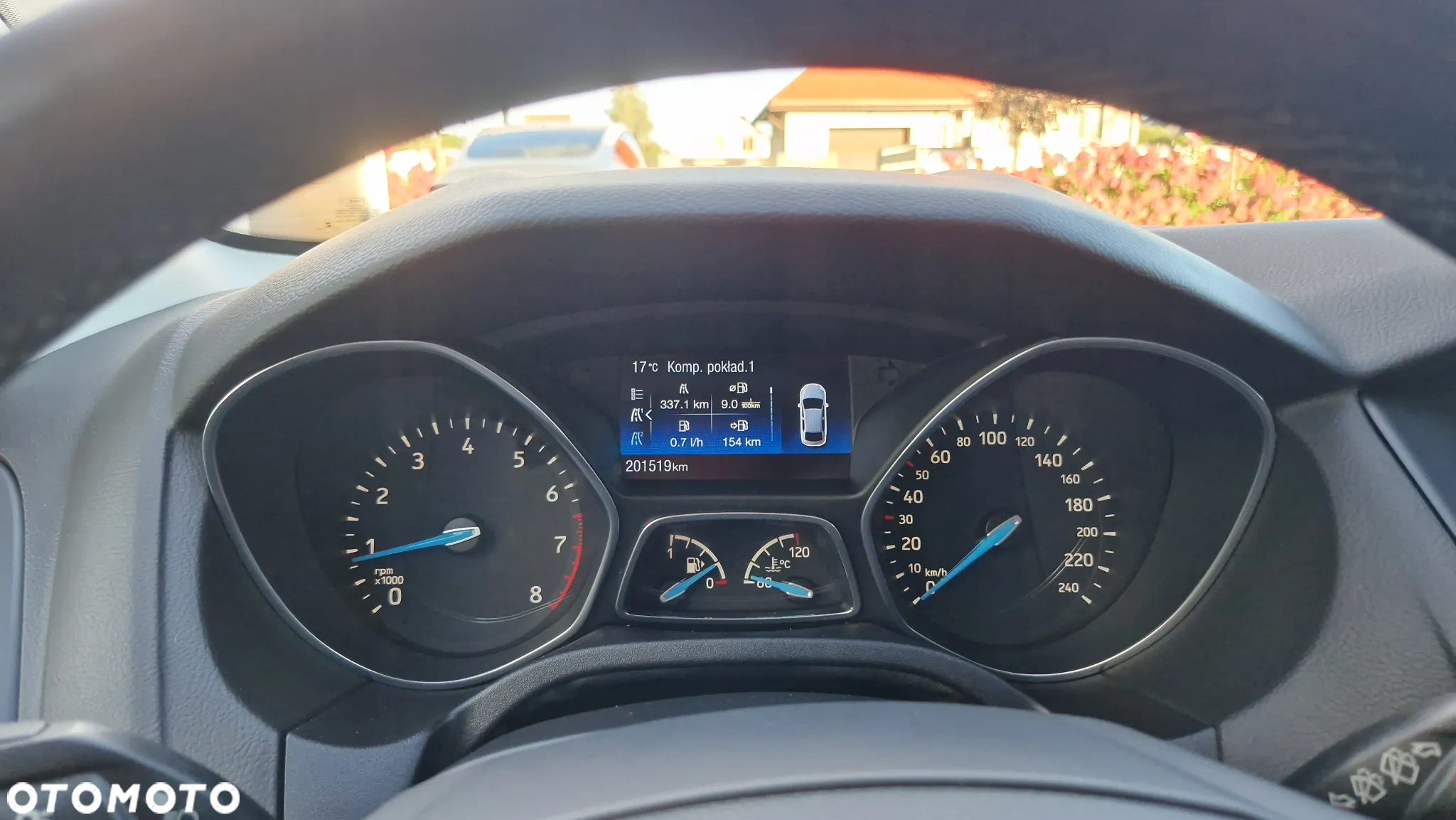 Ford Focus Turnier 1.0 EcoBoost Start-Stopp-System TITANIUM - 28