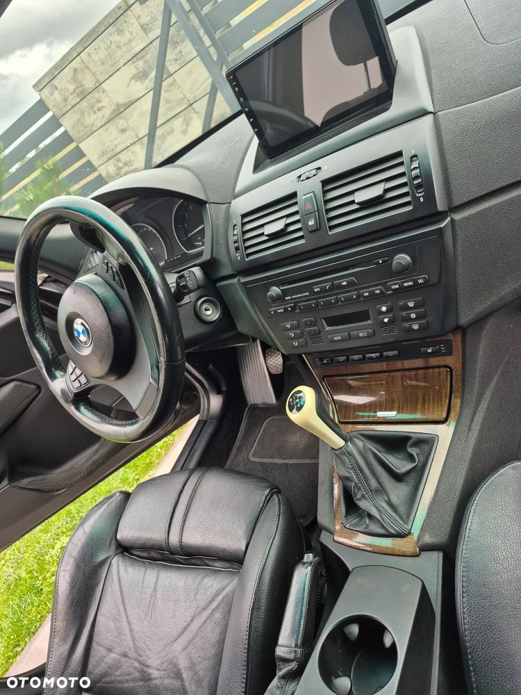 BMW X3 2.5i - 30
