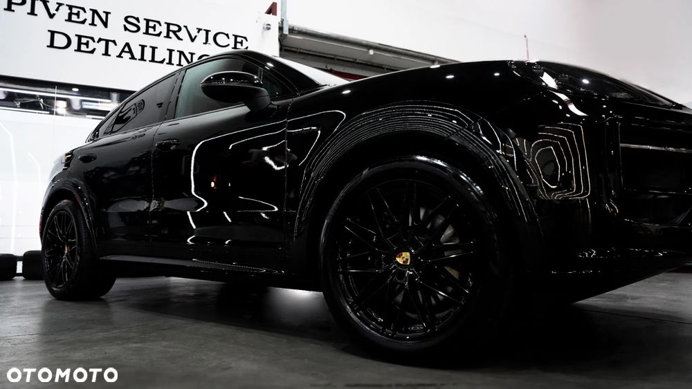 Porsche Cayenne - 17