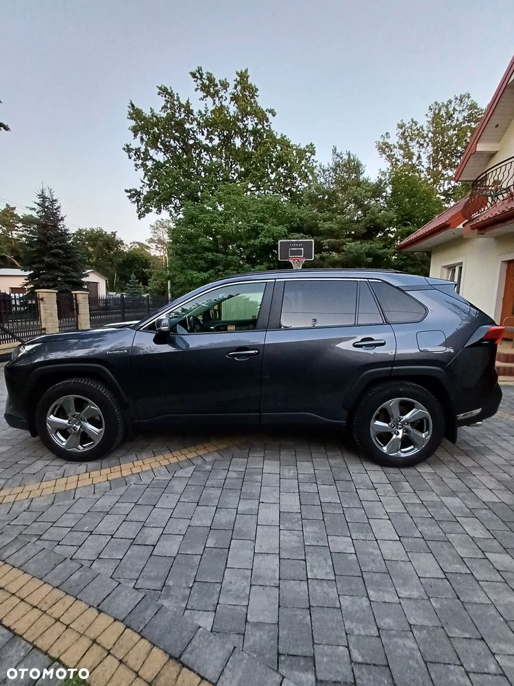 Toyota RAV4 - 5
