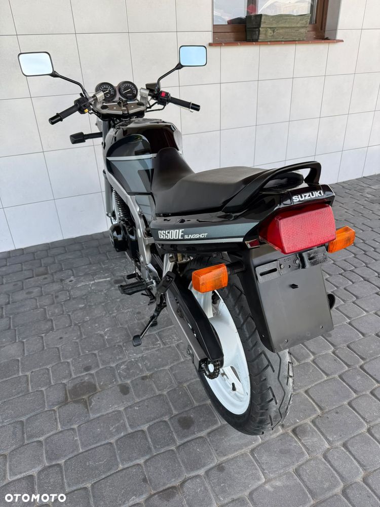 Suzuki GS - 4