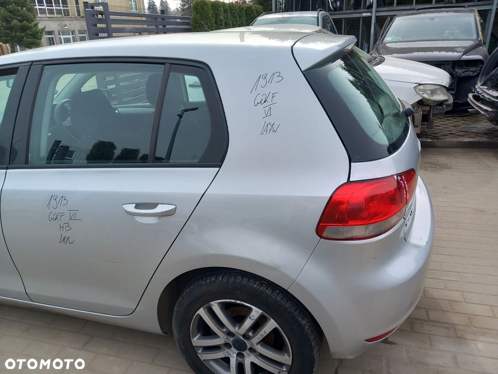 VW GOLF VI BŁOTNIK LEWY TYLNY LEWY TYŁ ĆWIARA ĆWIARTKA KOLOR: LA7W - 1