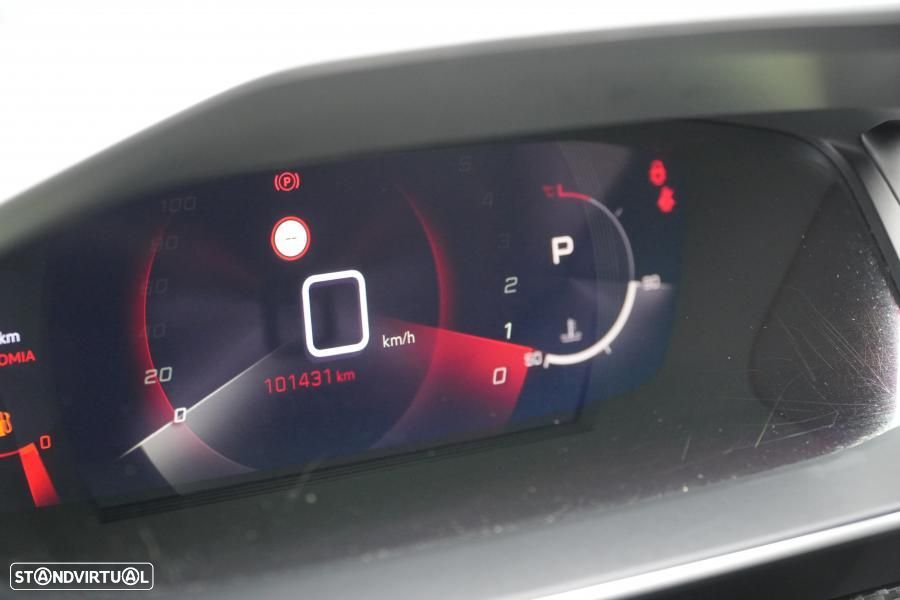 Peugeot 2008 1.2 PureTech Allure Pack EAT8 - 13