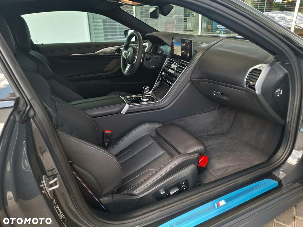 BMW Seria 8 840i xDrive - 6