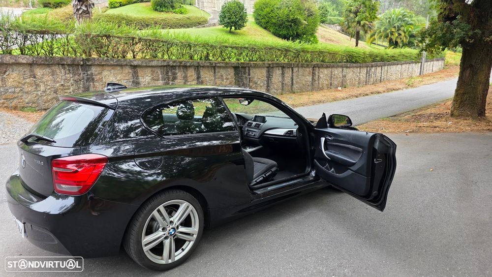 BMW 118 d Pack M - 17