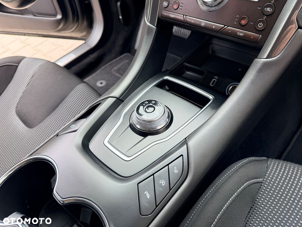 Ford Mondeo - 27