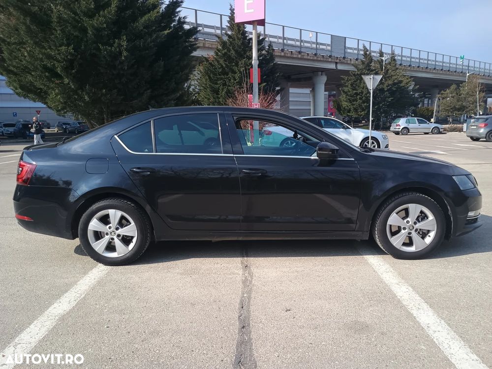 Skoda Octavia - 3