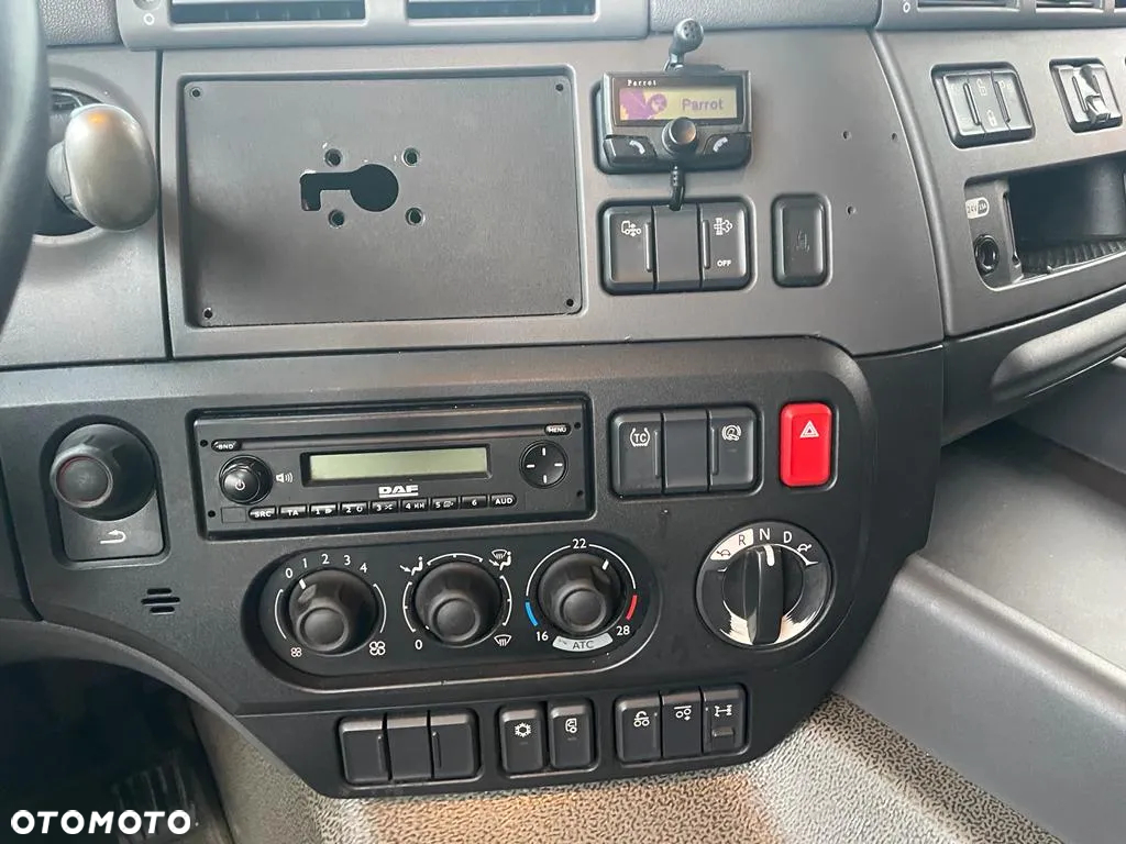 DAF CF 460 6x2 // 2014r // Mitsubishi - 7