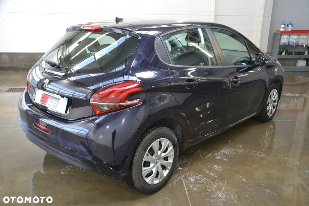 Peugeot 208 - 7