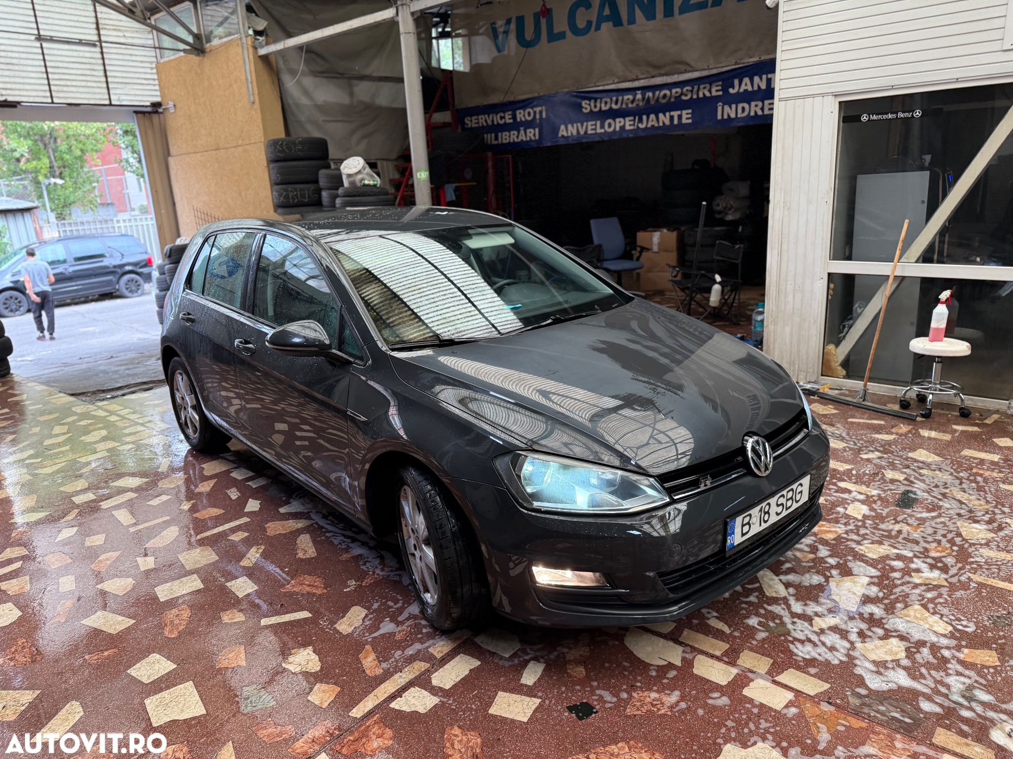 Volkswagen Golf 1.6 TDI DPF BMT Trendline - 40