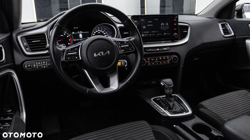 Kia Ceed 1.5 T-GDI M DCT - 12