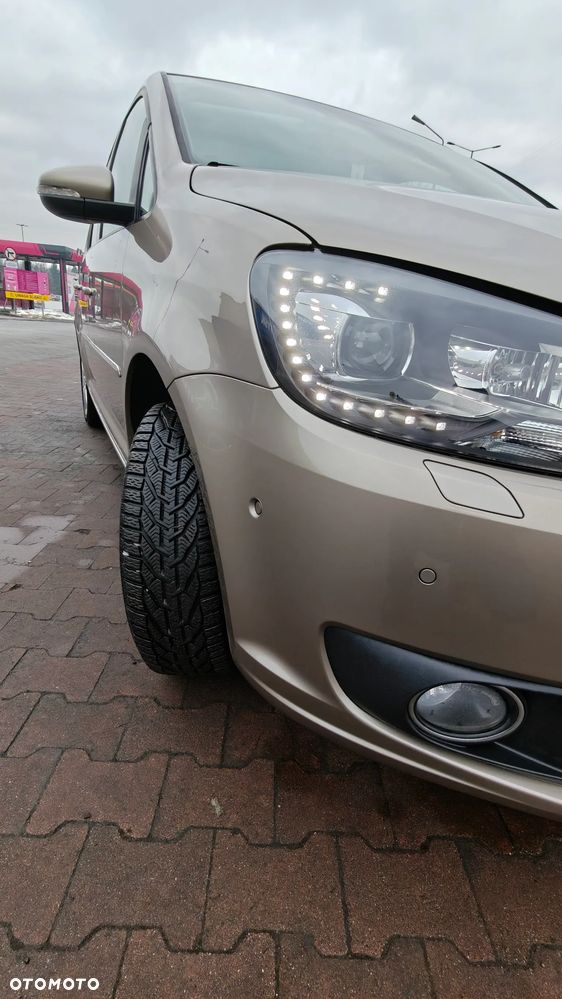 Volkswagen Touran 2.0 TDI Highline DSG - 34