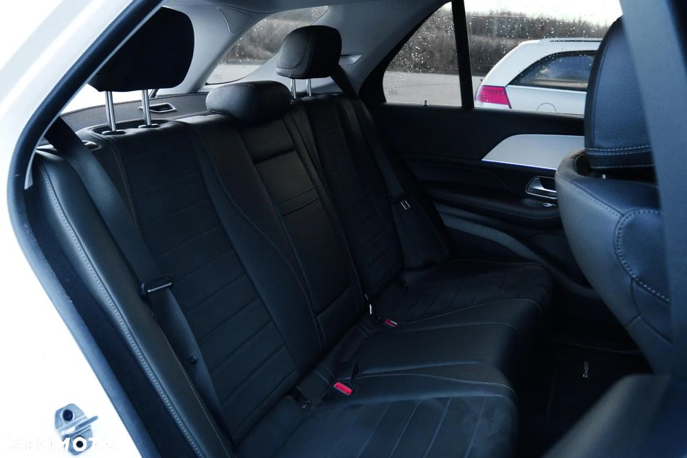 Mercedes-Benz GLE 300 d 4-Matic - 16
