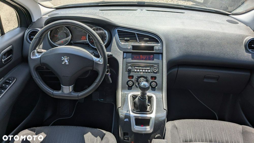 Peugeot 5008 - 25