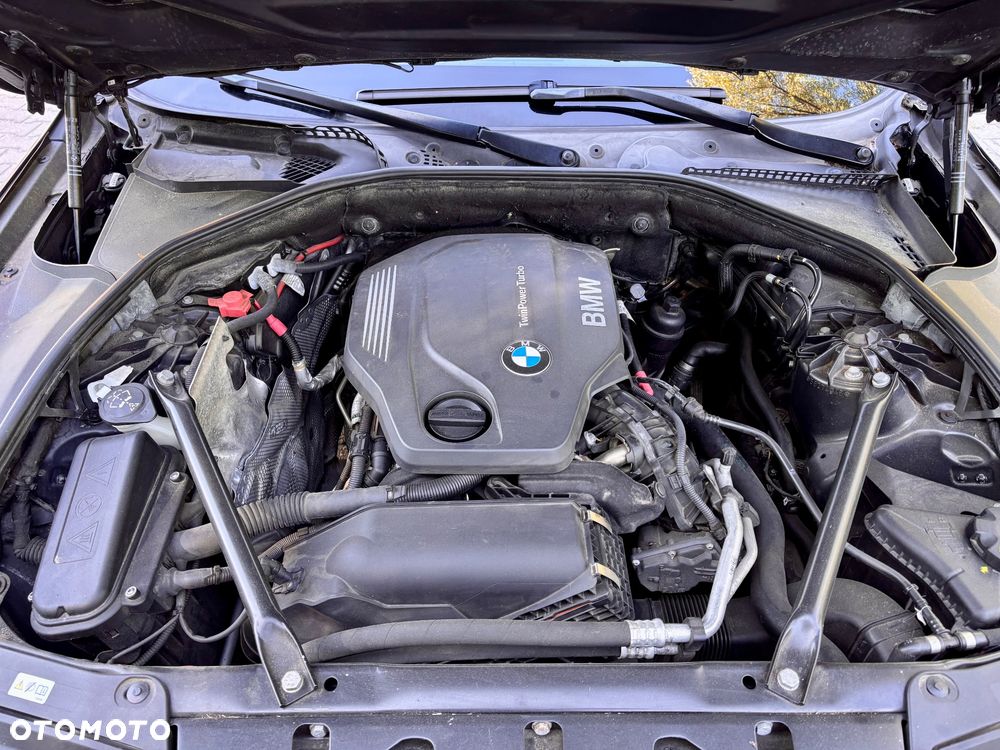 BMW Seria 5 520d - 18