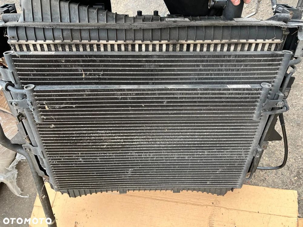 Chłodnica chłodnice komplet Land Rover Discovery 4 IV 3.0 D - 2