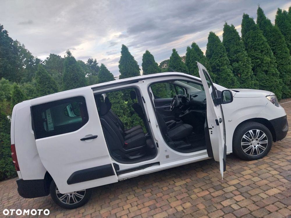 Opel Combo 1.5 D Start/Stop Ultimate - 28