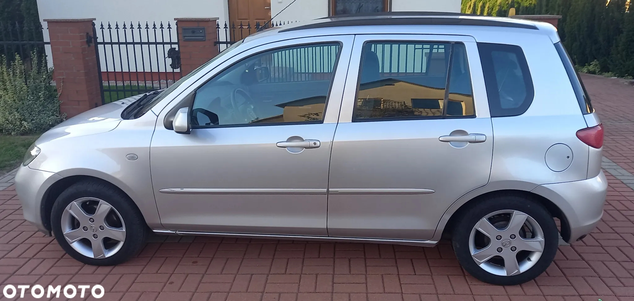 Mazda 2 - 2