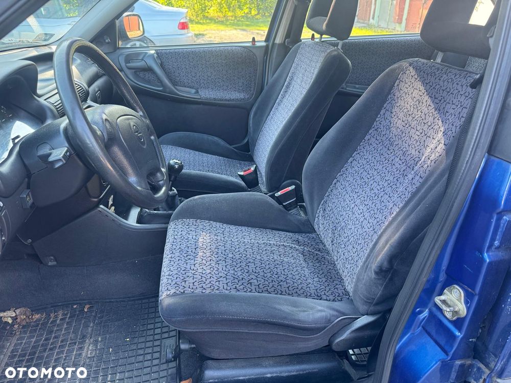 Opel Astra - 4