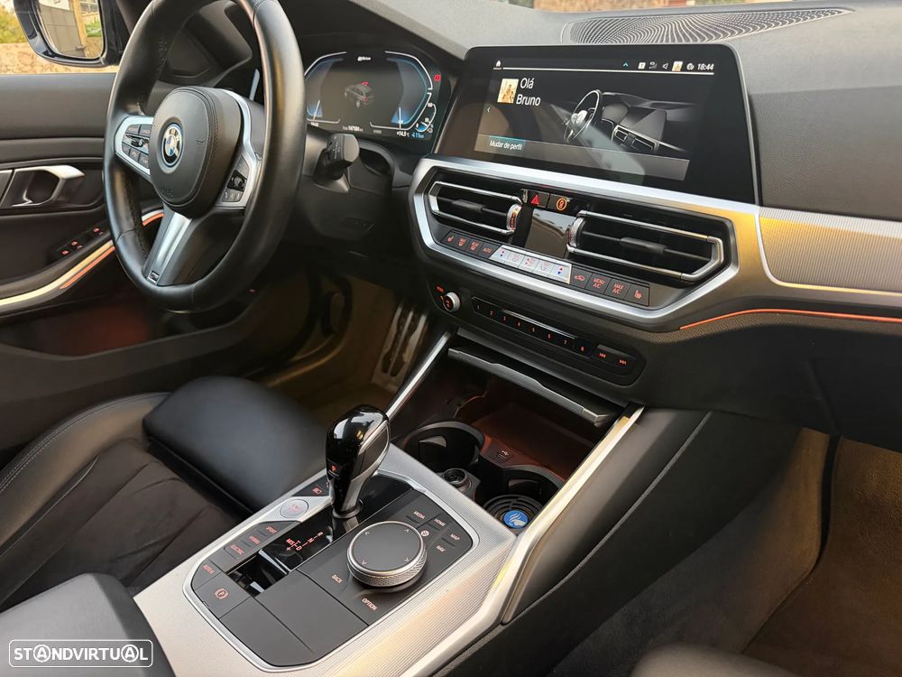 BMW 330 e Aut. M Sport - 14