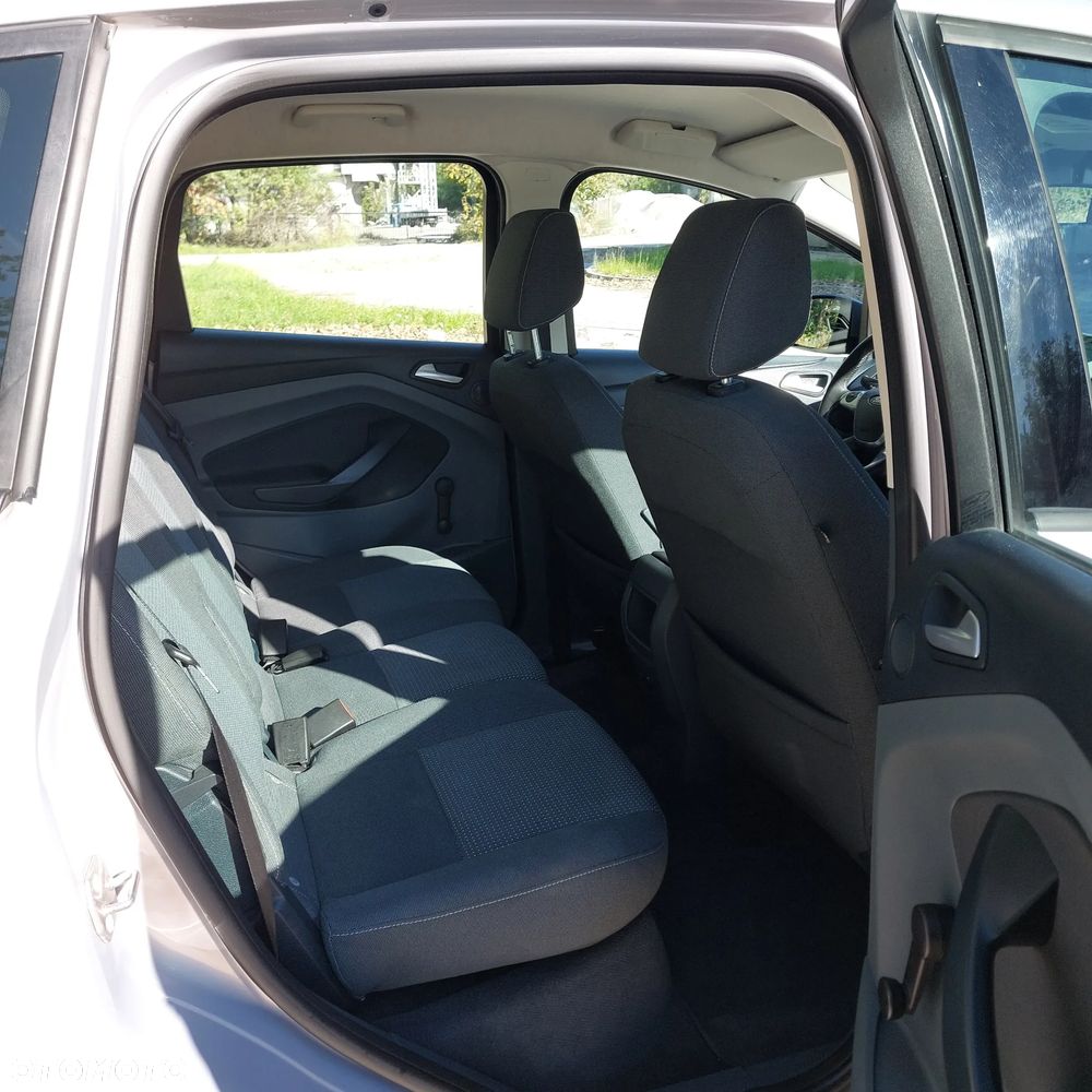Ford C-MAX - 10