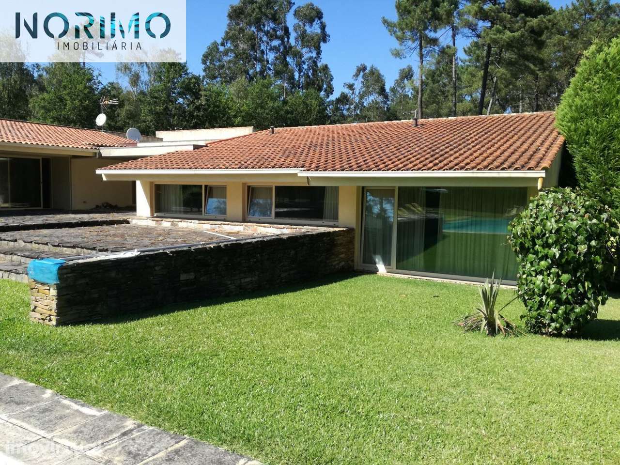 Moradia com Piscina (frente Rio Cávado) - Grande imagem: 2/27