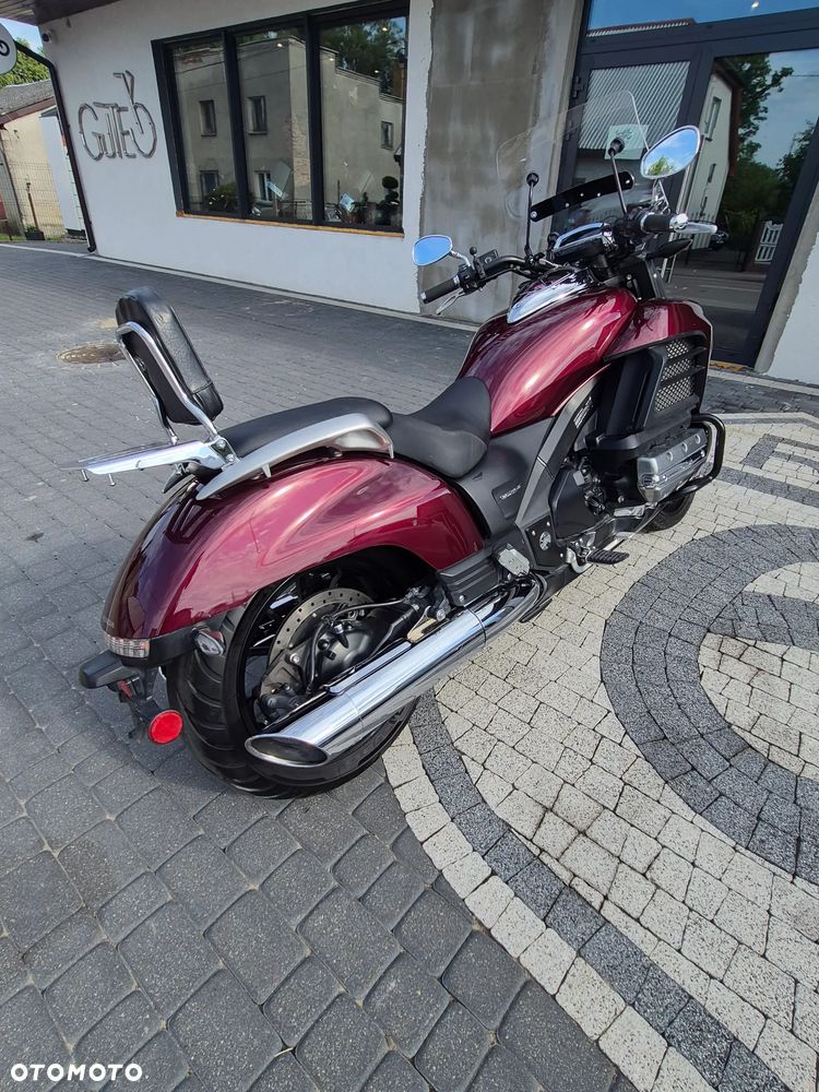 Honda Valkyrie - 8