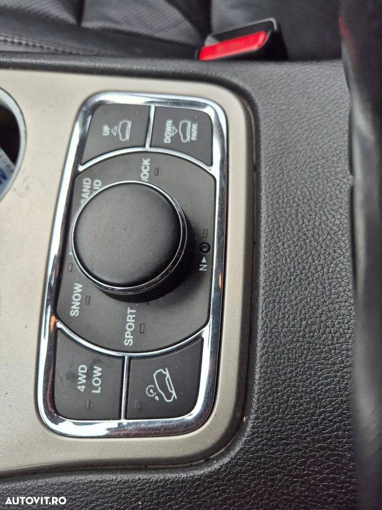 Jeep Grand Cherokee 3.0I CRD Overland - 17