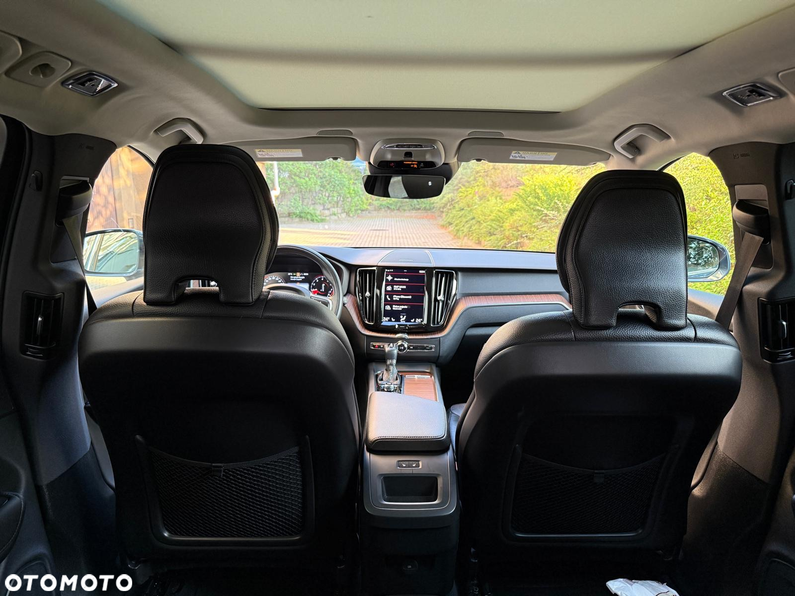 Volvo XC 60 T5 AWD Geartronic Momentum - 13