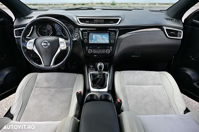 Nissan Qashqai 1.6L dCi Start/Stop 4X4-i Tekna - 21