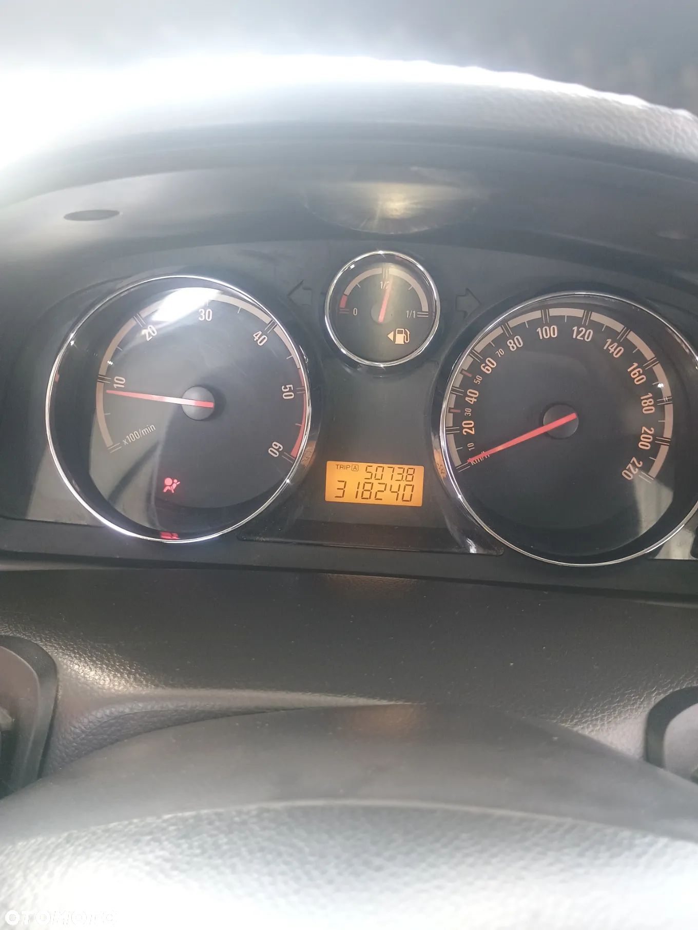 Opel Antara - 1