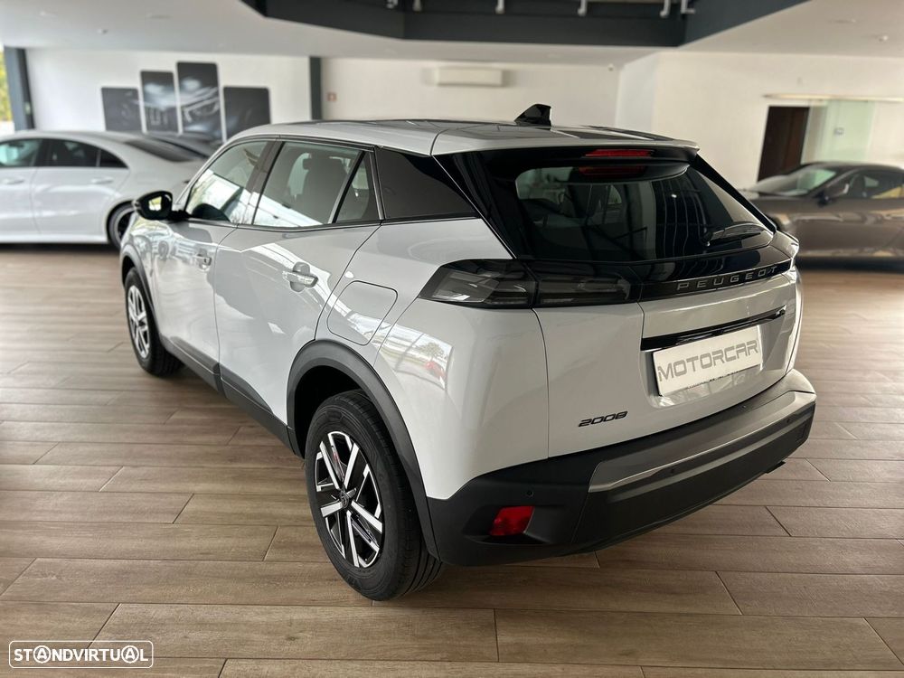 Peugeot 2008 1.2 PureTech Active - 4