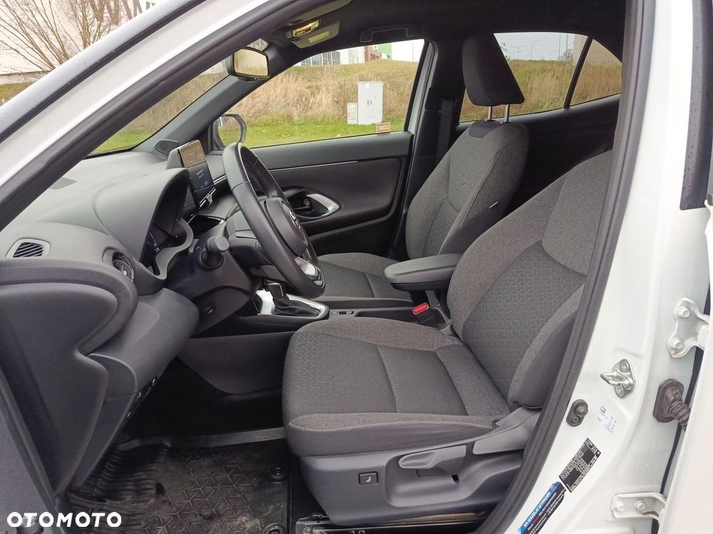 Toyota Yaris Cross Hybrid 1.5 Comfort - 15