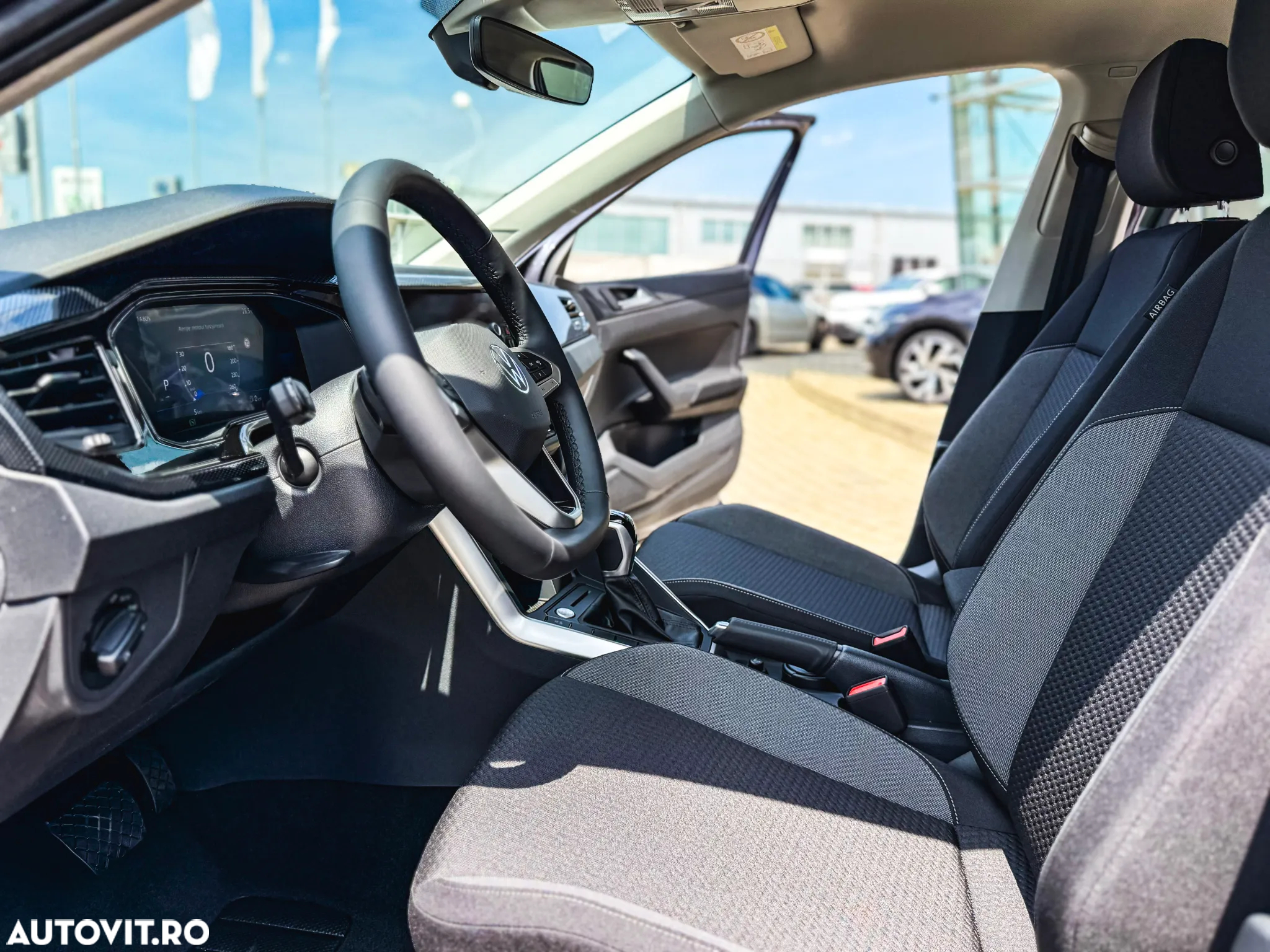Volkswagen Taigo 1.0 TSI DSG Life - 27