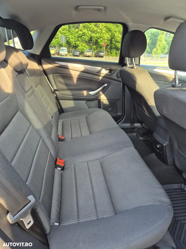 Ford Mondeo 1.6 TDCi Trend - 12