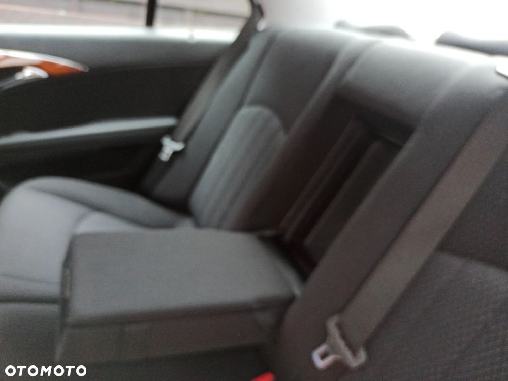 Mercedes-Benz Klasa E 200 Kompressor Elegance - 23