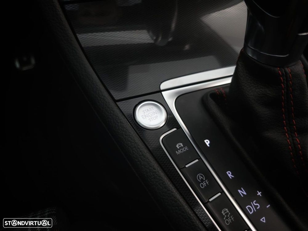 VW Golf 2.0 TSi GTi DSG - 29