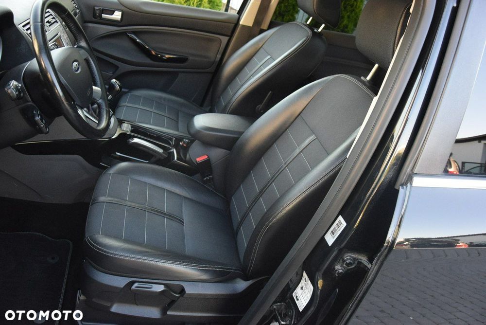 Ford Kuga S 2.0 TDCi 4x4 Editionsmodell - 32