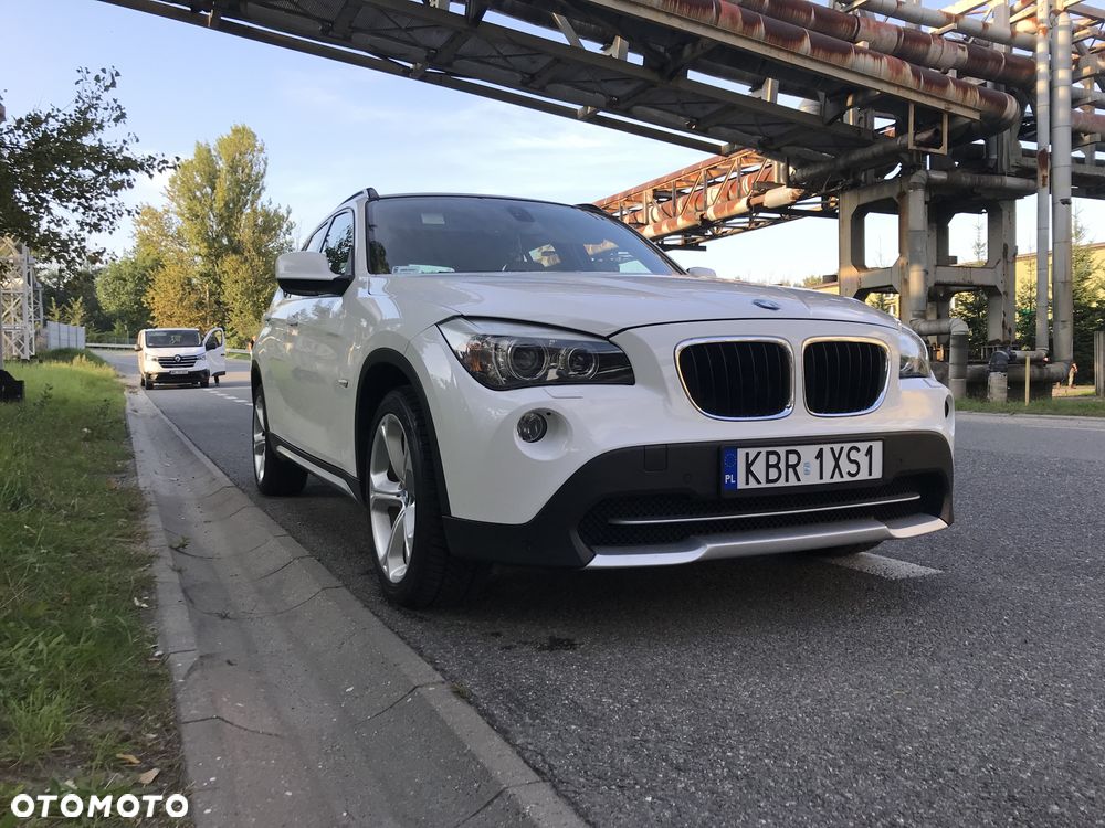 BMW X1 xDrive18d - 12
