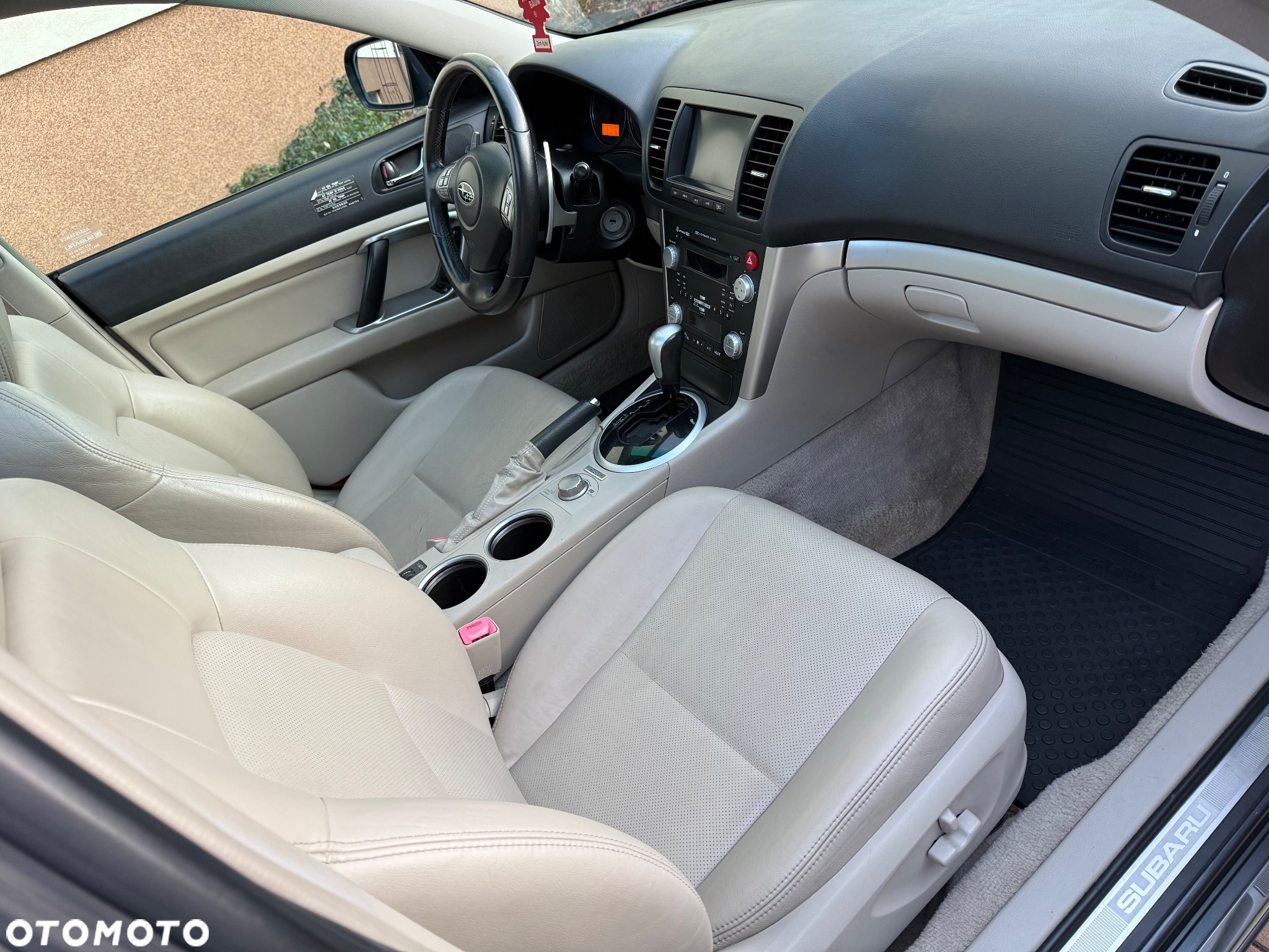 Subaru Legacy 3.0R 4WD - 7