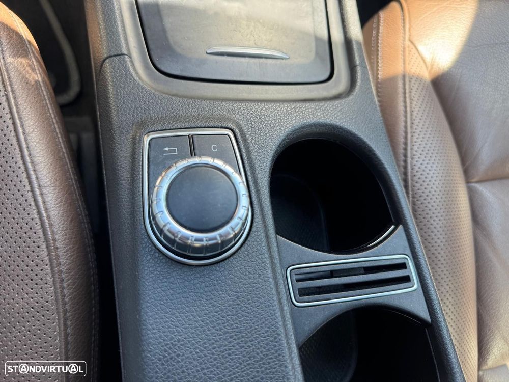 Mercedes-Benz A 220 CDi BlueEfficiency Aut. - 29