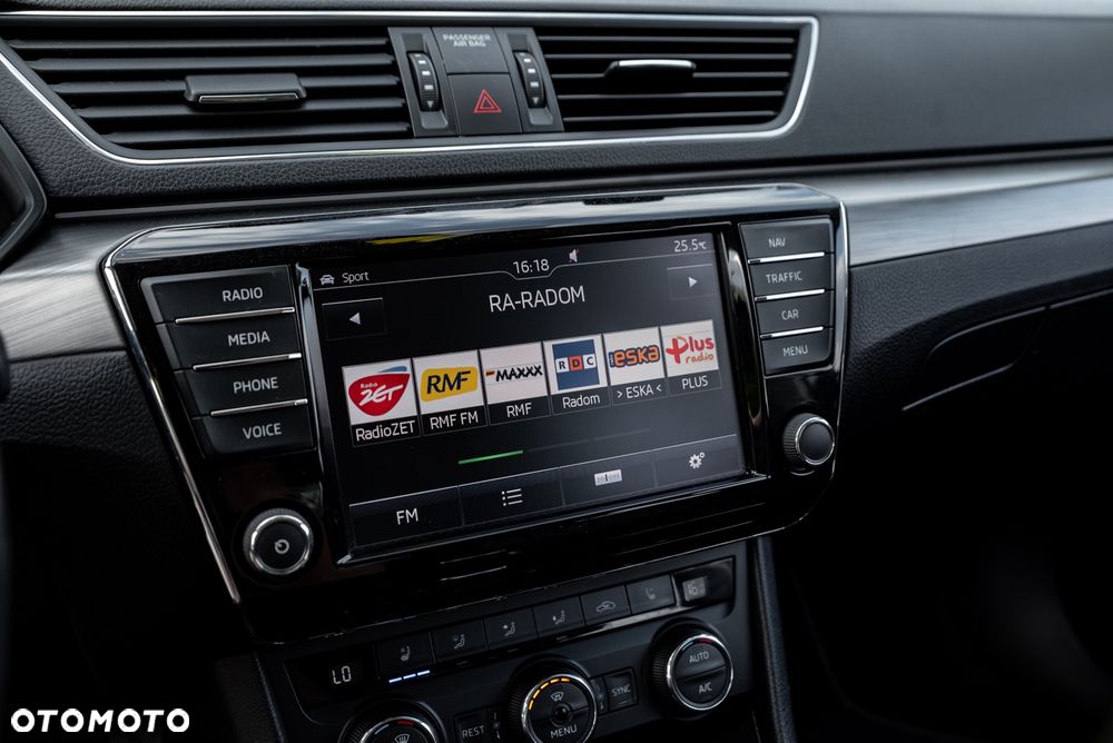 Skoda Superb 2.0 TDI 4x4 L&K DSG - 30