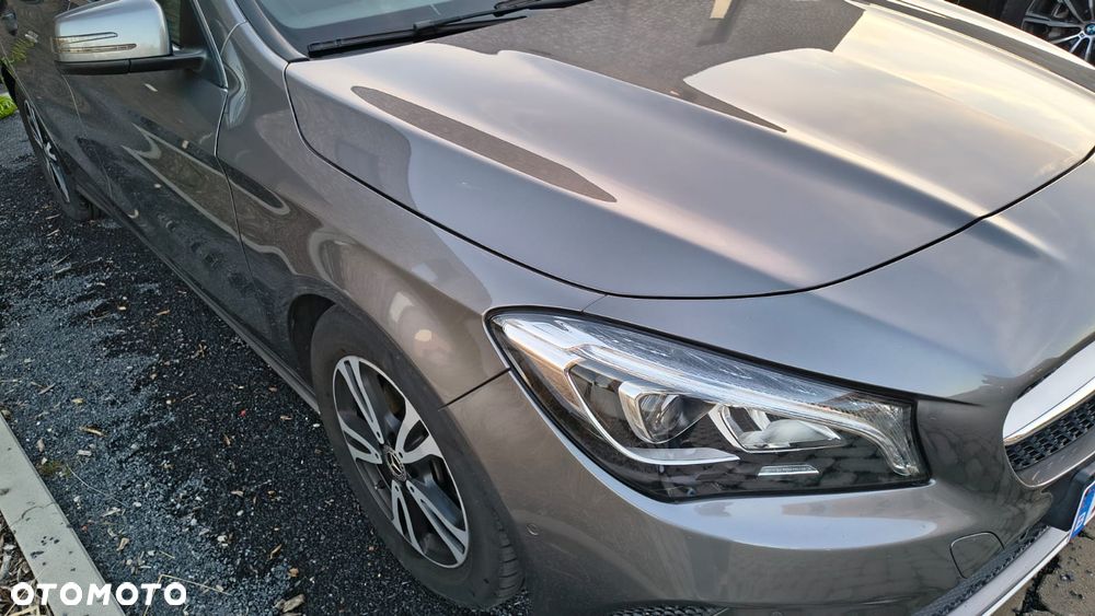 Mercedes-Benz CLA 180 AMG Line 7G-DCT - 3